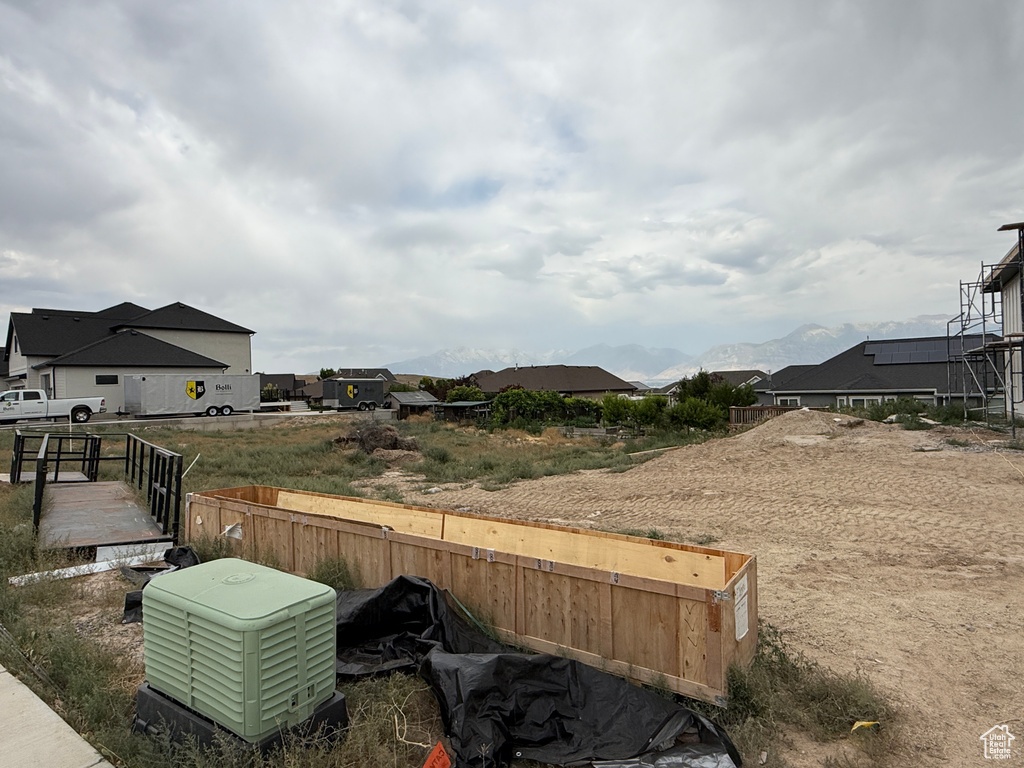 2042 S ROAN AVE Saratoga Springs, UT 84045