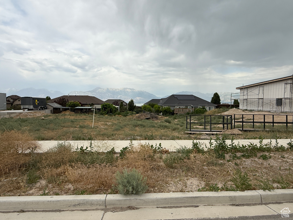2042 S ROAN AVE Saratoga Springs, UT 84045
