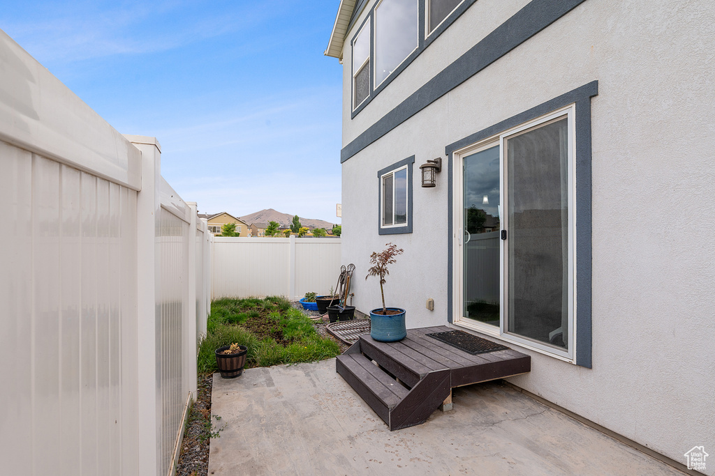 8687 N OAKMONT ALY Eagle Mountain, UT 84005