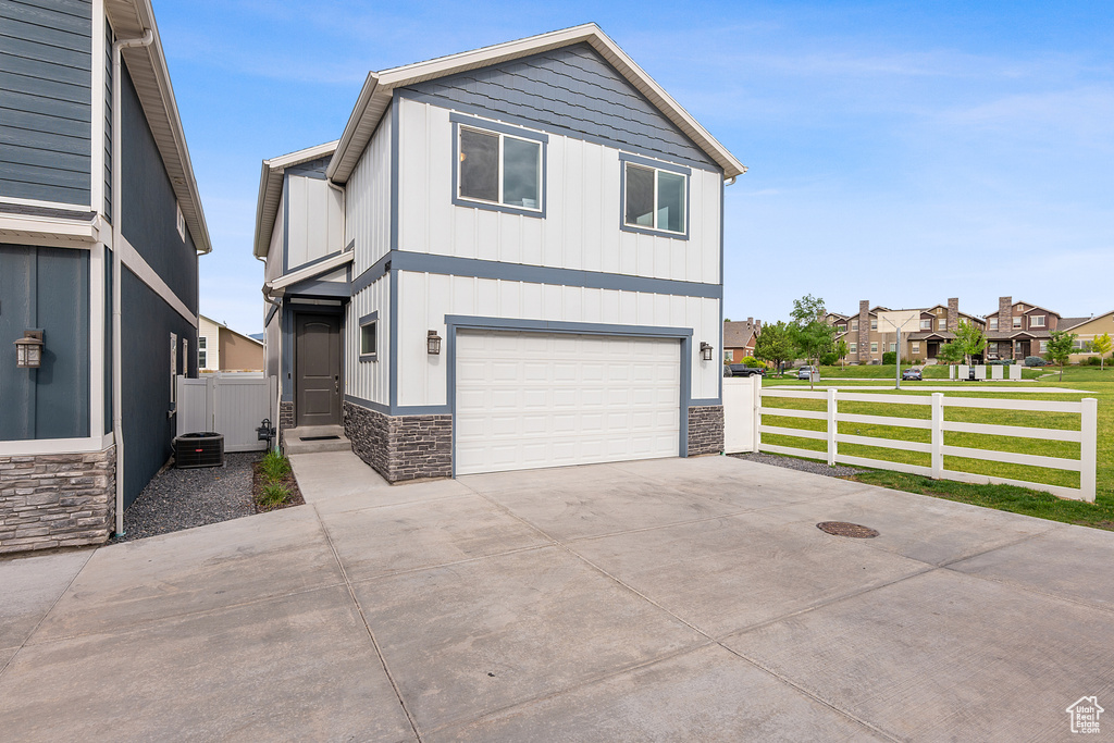 8687 N OAKMONT ALY Eagle Mountain, UT 84005