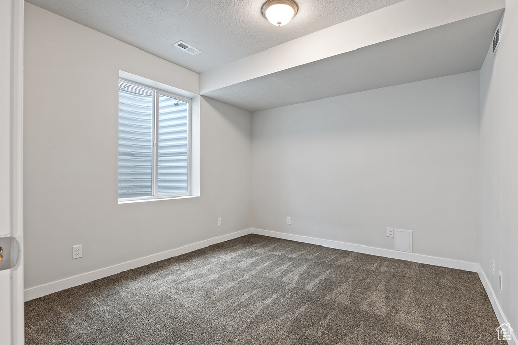 8687 N OAKMONT ALY Eagle Mountain, UT 84005