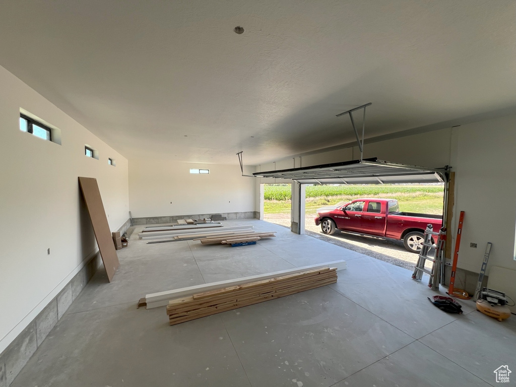 10325 N VISTA LN Elwood, UT 84337