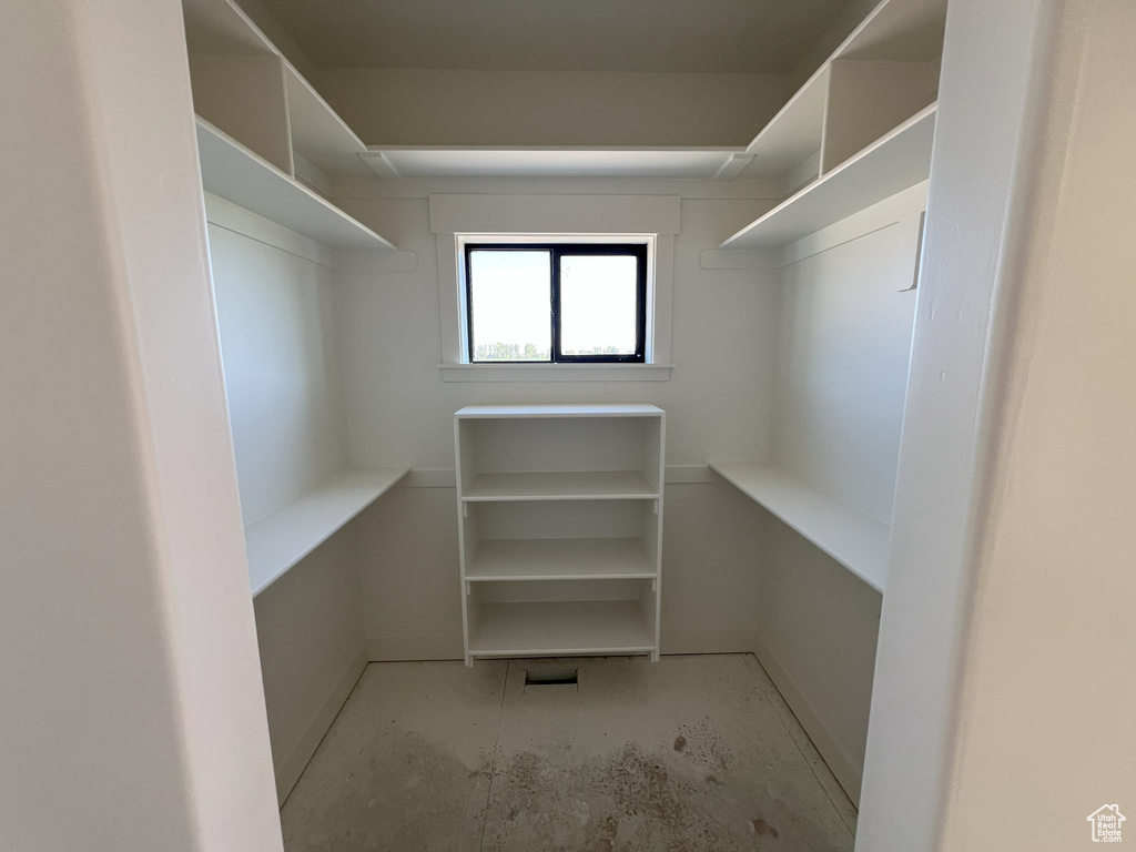 10325 N VISTA LN Elwood, UT 84337