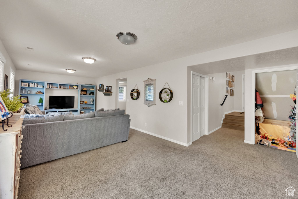 1376 W 2350 S Woods Cross, UT 84087