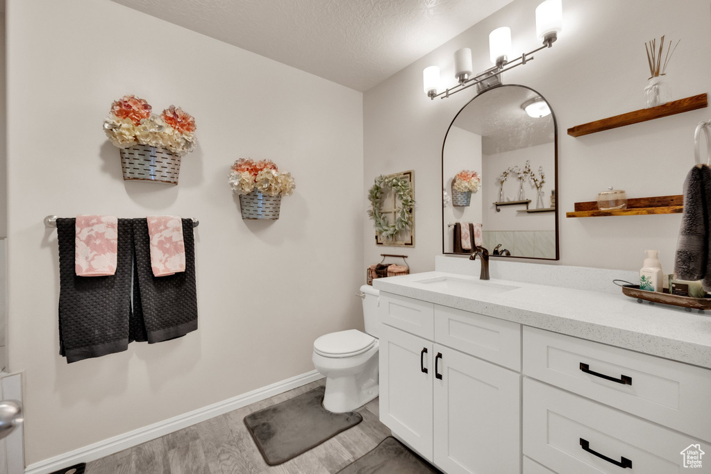 1376 W 2350 S Woods Cross, UT 84087