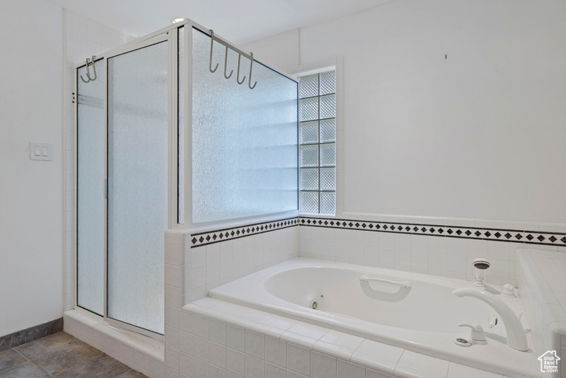 3635 E APOLLO DR Salt Lake City, UT 84124
