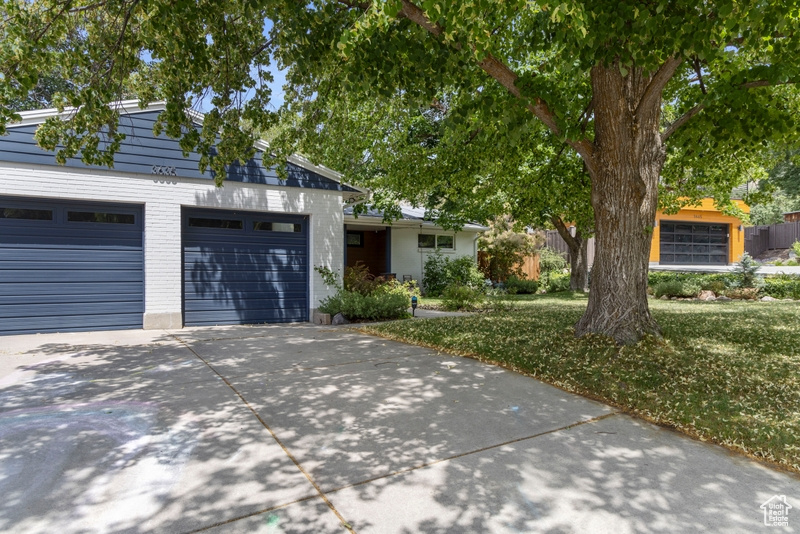 3635 E APOLLO DR Salt Lake City, UT 84124