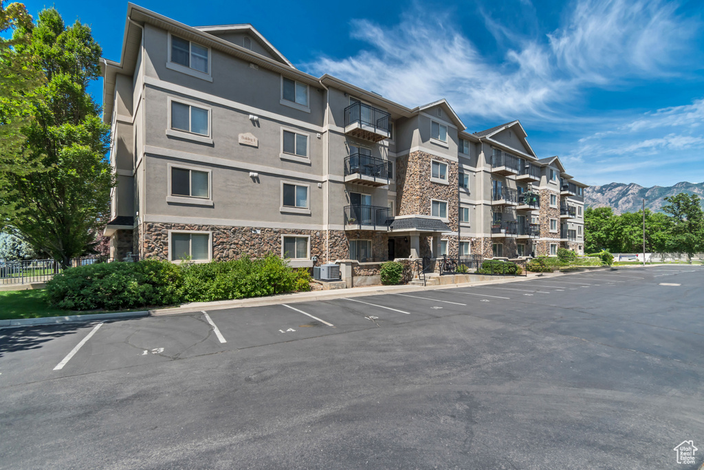 1245 E PRIVET DR #B3-427 Cottonwood Heights, UT 84121