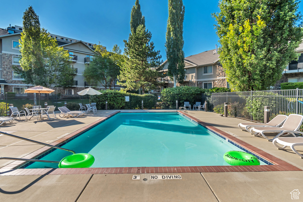 1245 E PRIVET DR #B3-427 Cottonwood Heights, UT 84121