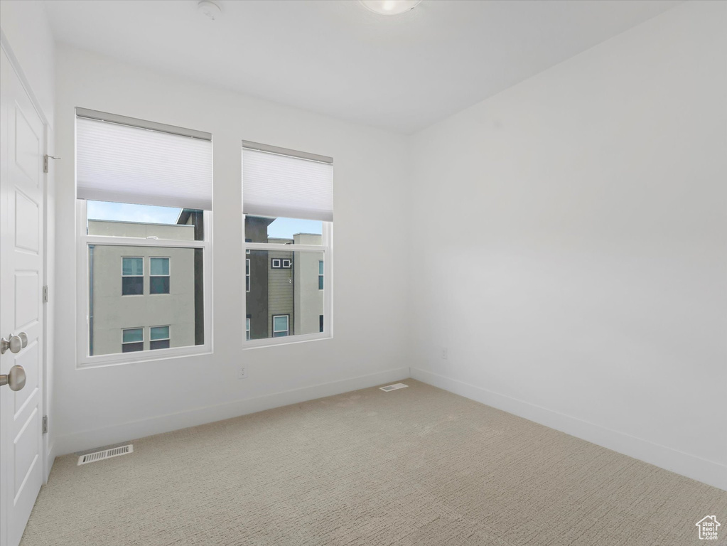 597 N NICHOLE LN #205 Farmington, UT 84025