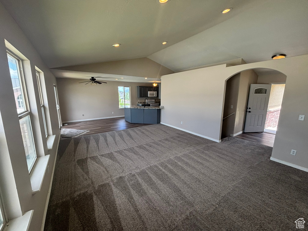 576 S 400 E Santaquin, UT 84655