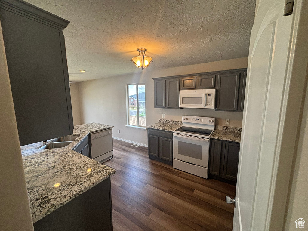 576 S 400 E Santaquin, UT 84655