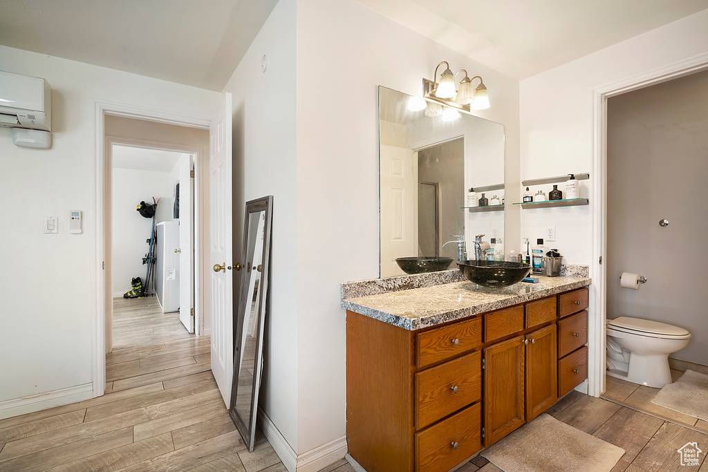 Photo 26 for MLS #2097031 at 550 400 East #3307