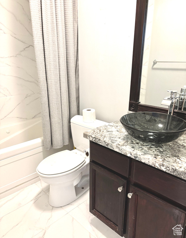 Photo 23 for MLS #2097031 at 550 400 East #3307