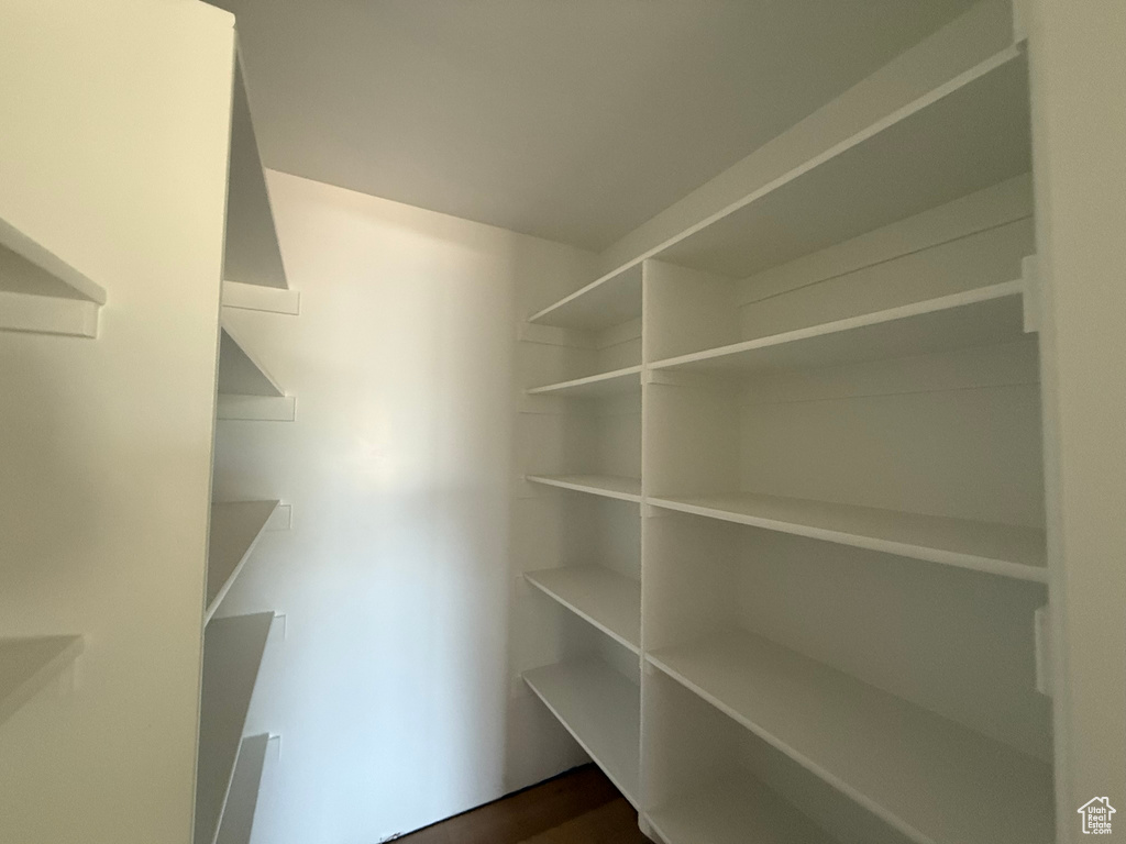 3274 N 2500 W Farr West, UT 84404