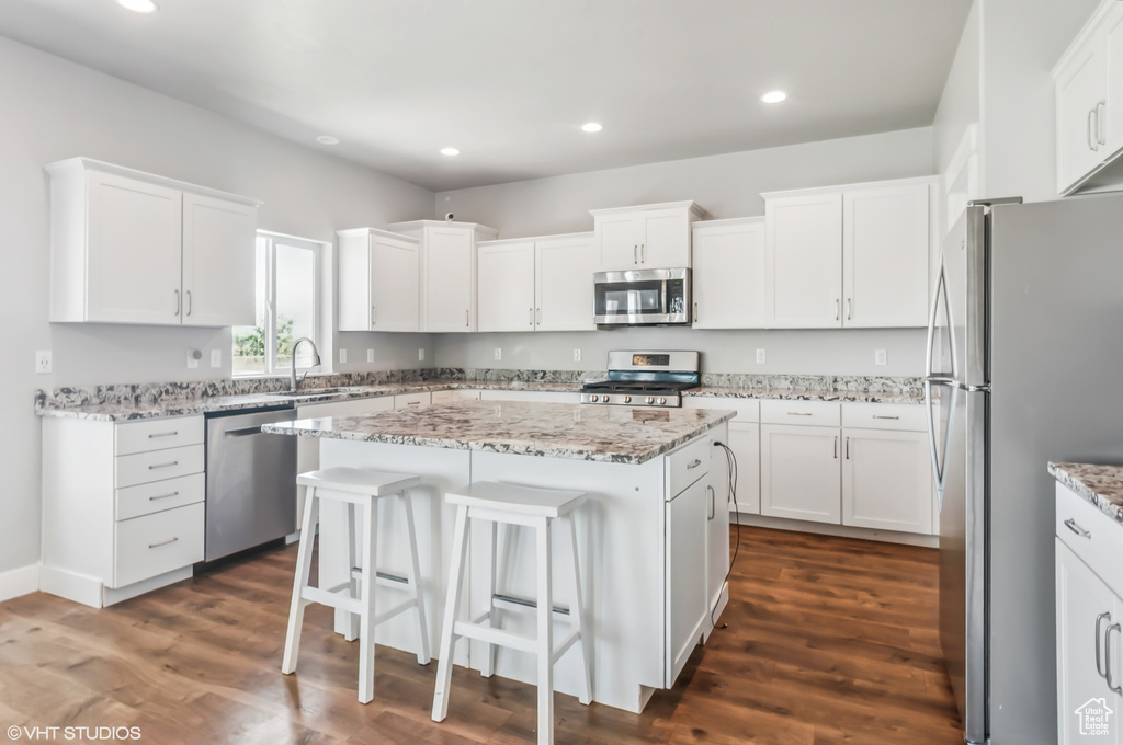 2086 W WHITE PINE DR Layton, UT 84041