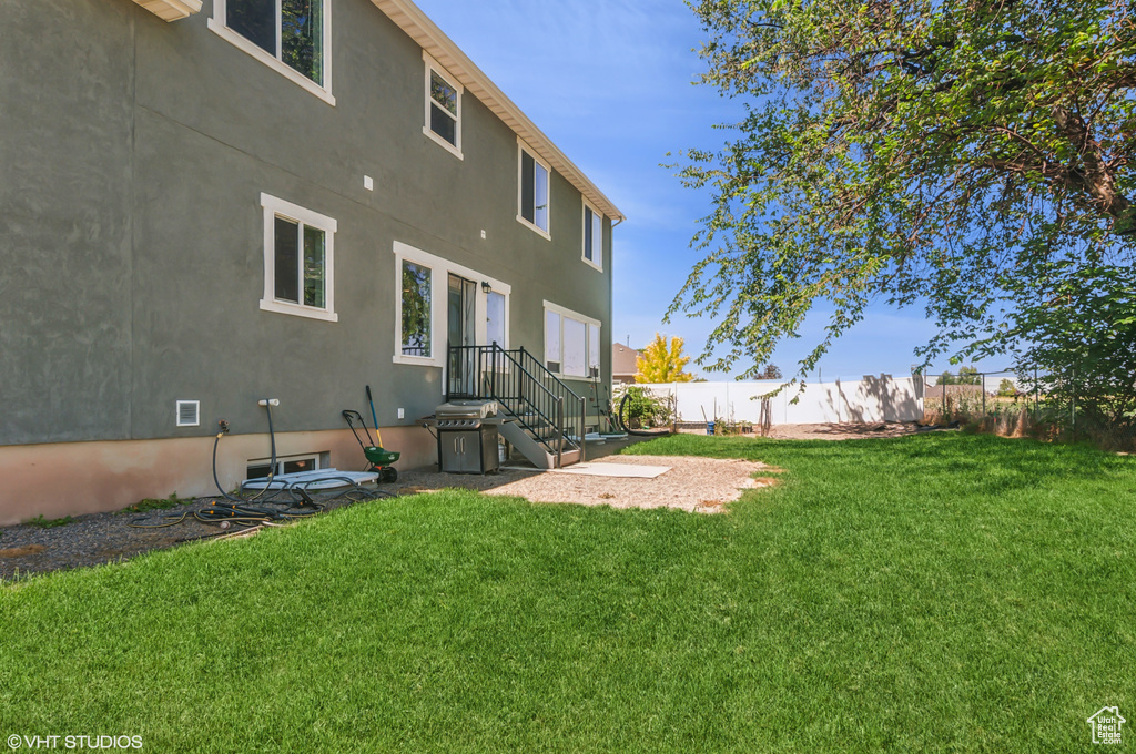2086 W WHITE PINE DR Layton, UT 84041