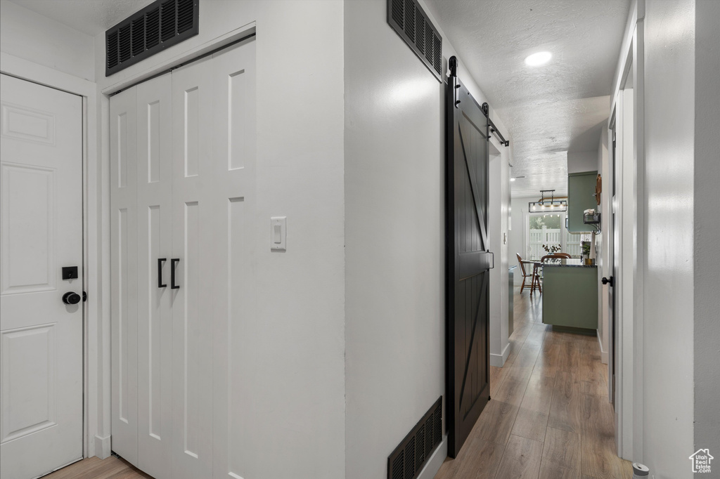 866 BROOKSIDE LN Centerville, UT 84014