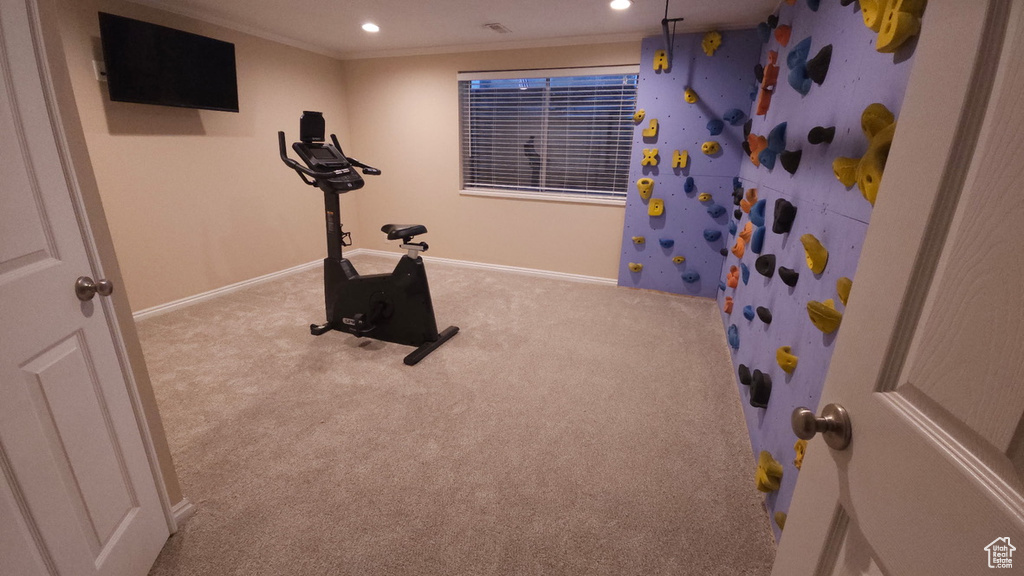 2487 E WILLOW HILLS DR Sandy, UT 84093