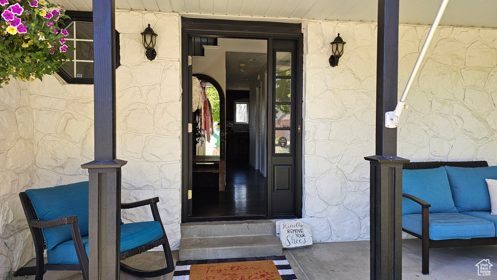 2487 E WILLOW HILLS DR Sandy, UT 84093
