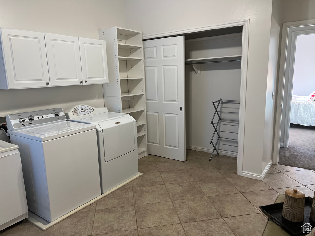 2487 E WILLOW HILLS DR Sandy, UT 84093