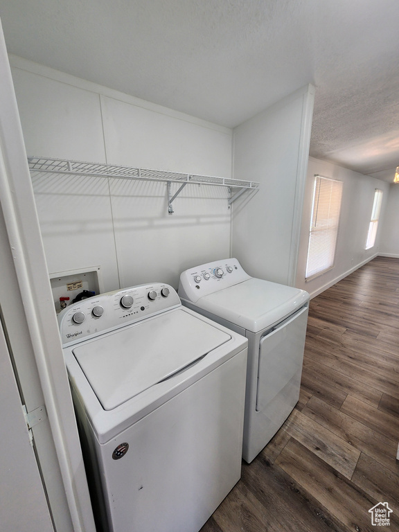 Photo 12 for MLS #2097070 at 208 E Crescentwood Dr