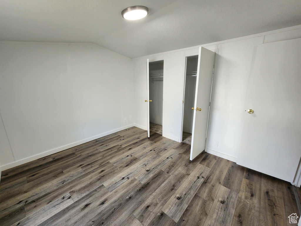 Photo 5 for MLS #2097070 at 208 E Crescentwood Dr