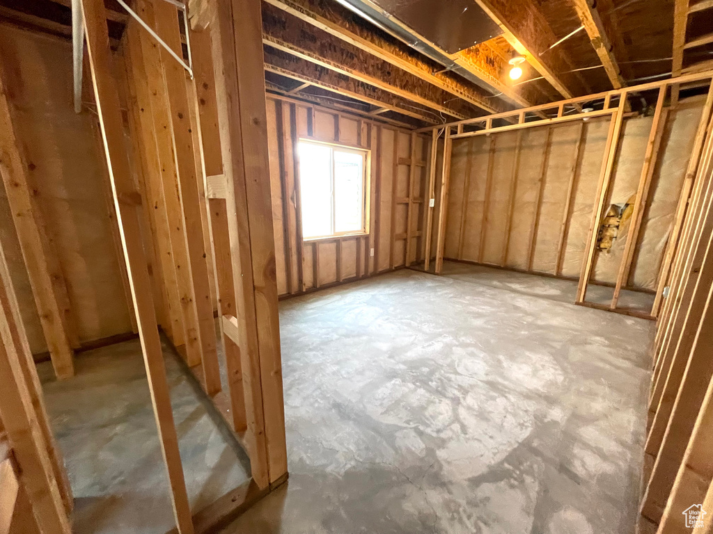 228 W 2370 N Tooele, UT 84074