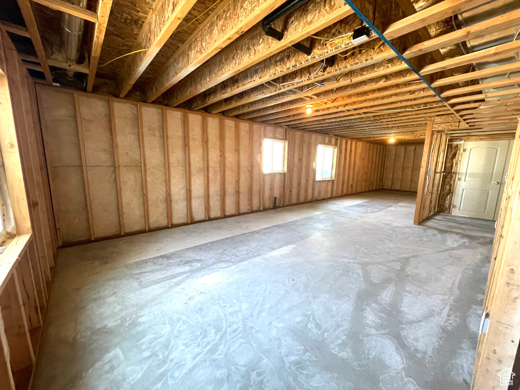 228 W 2370 N Tooele, UT 84074