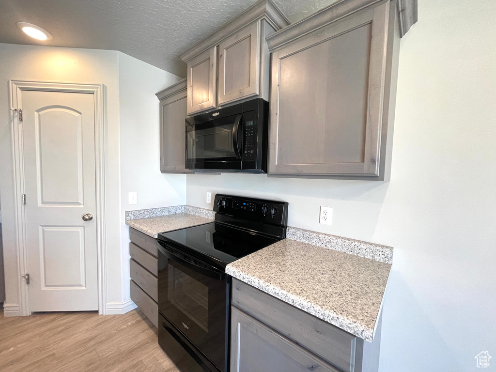 228 W 2370 N Tooele, UT 84074