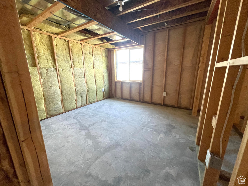 228 W 2370 N Tooele, UT 84074