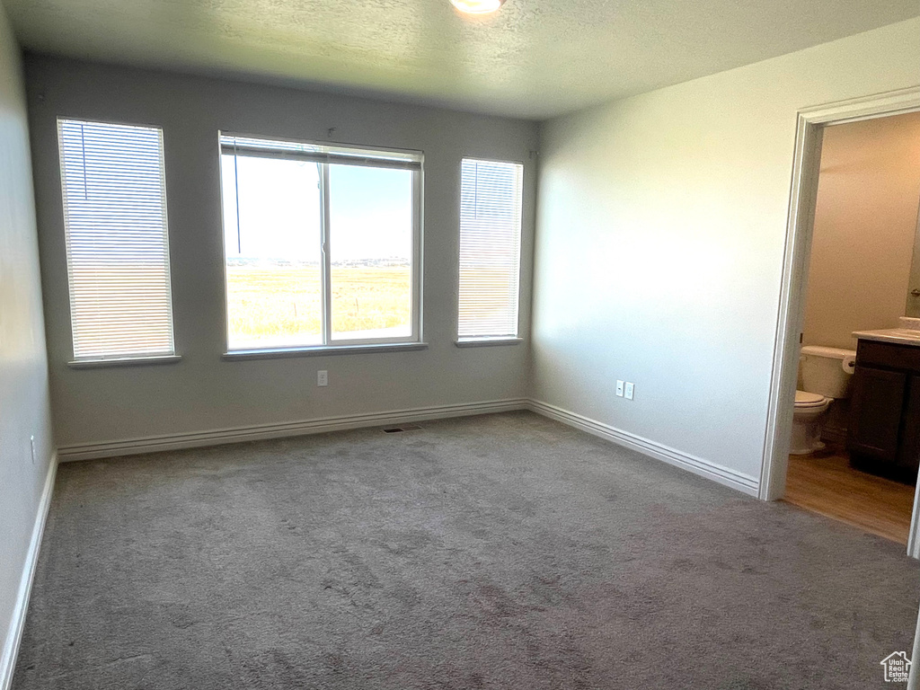 228 W 2370 N Tooele, UT 84074