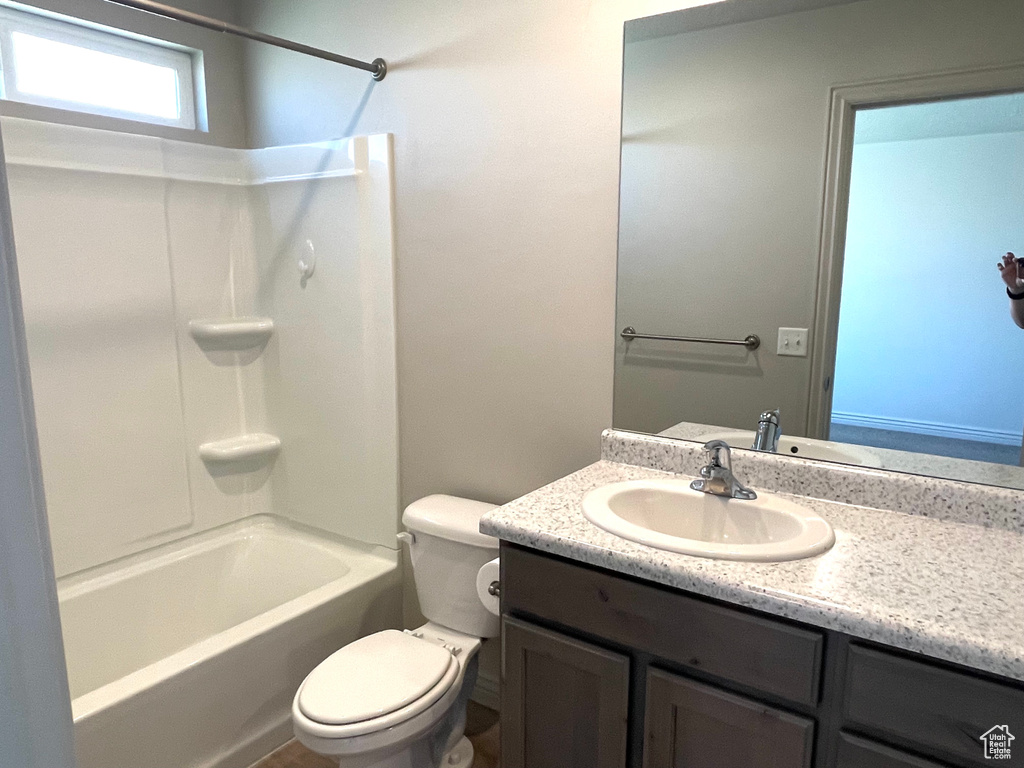 228 W 2370 N Tooele, UT 84074