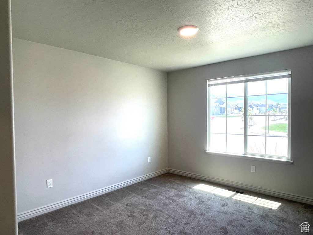 228 W 2370 N Tooele, UT 84074