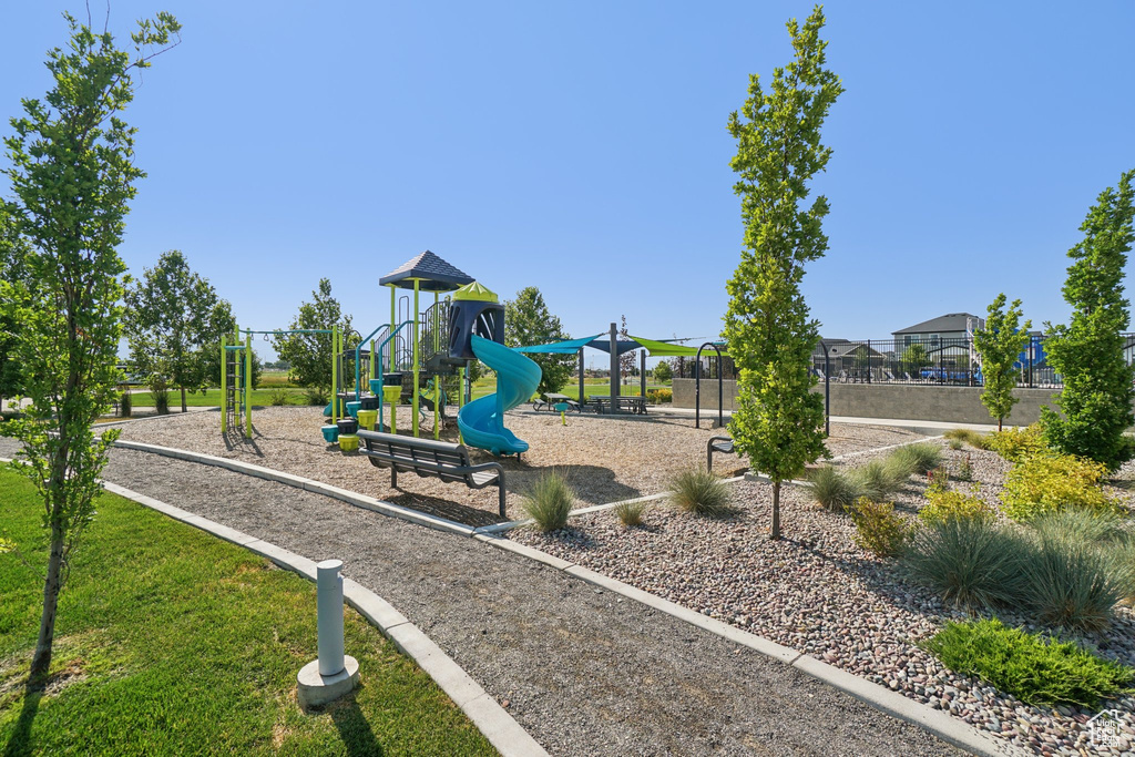 287 S HAYES WELL LN Saratoga Springs, UT 84045