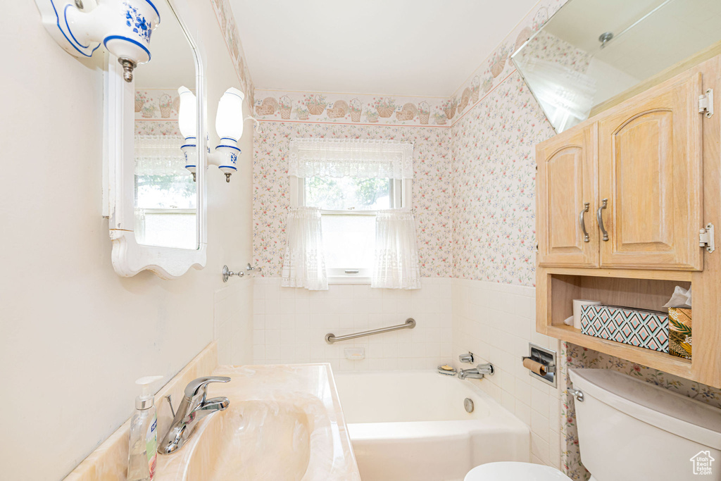 3923 S 2075 W Roy, UT 84067