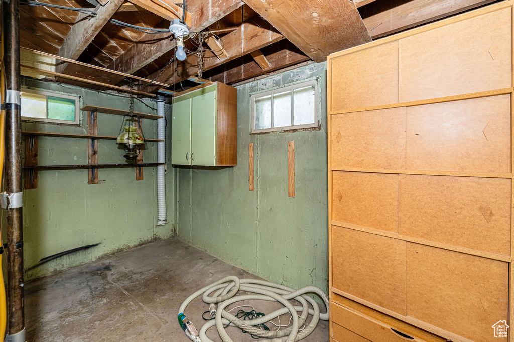 3923 S 2075 W Roy, UT 84067