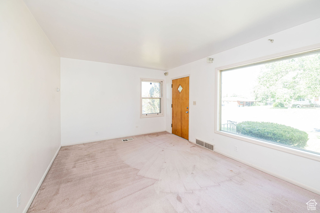 3923 S 2075 W Roy, UT 84067