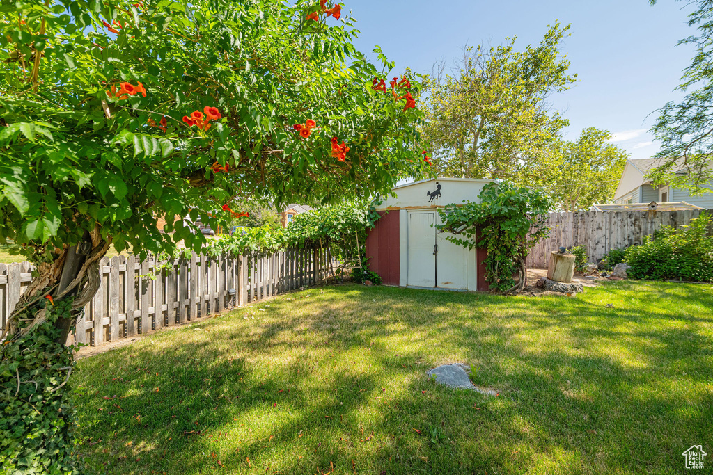 3923 S 2075 W Roy, UT 84067