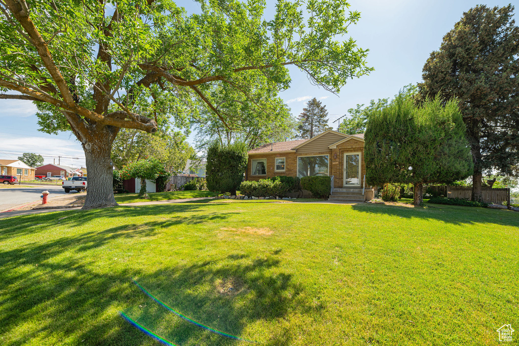 3923 S 2075 W Roy, UT 84067