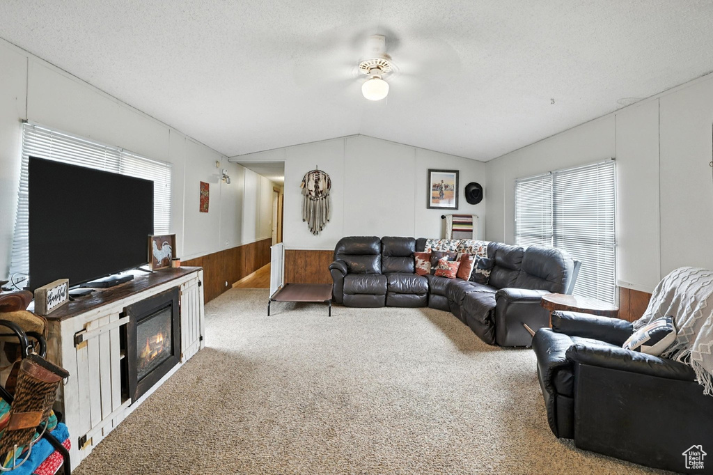 Photo 3 for MLS #2097091 at 900 W Main #18