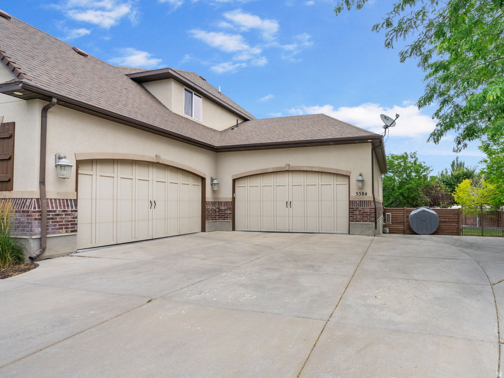 5584 N GENTLE BREEZE CT Stansbury Park, UT 84074