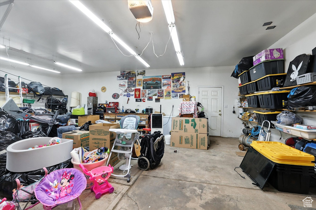 318 W 1300 N Sunset, UT 84015