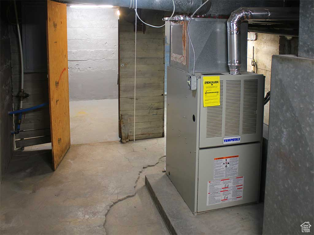 Utilities featuring heating unit