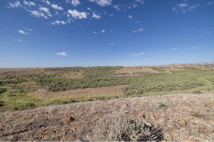 4178 E 5000 S Vernal, UT 84078