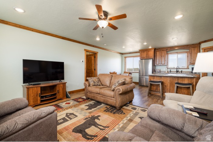 4178 E 5000 S Vernal, UT 84078