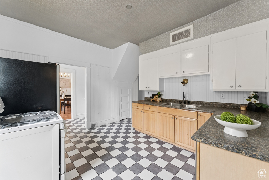 467 S 1300 E Salt Lake City, UT 84102