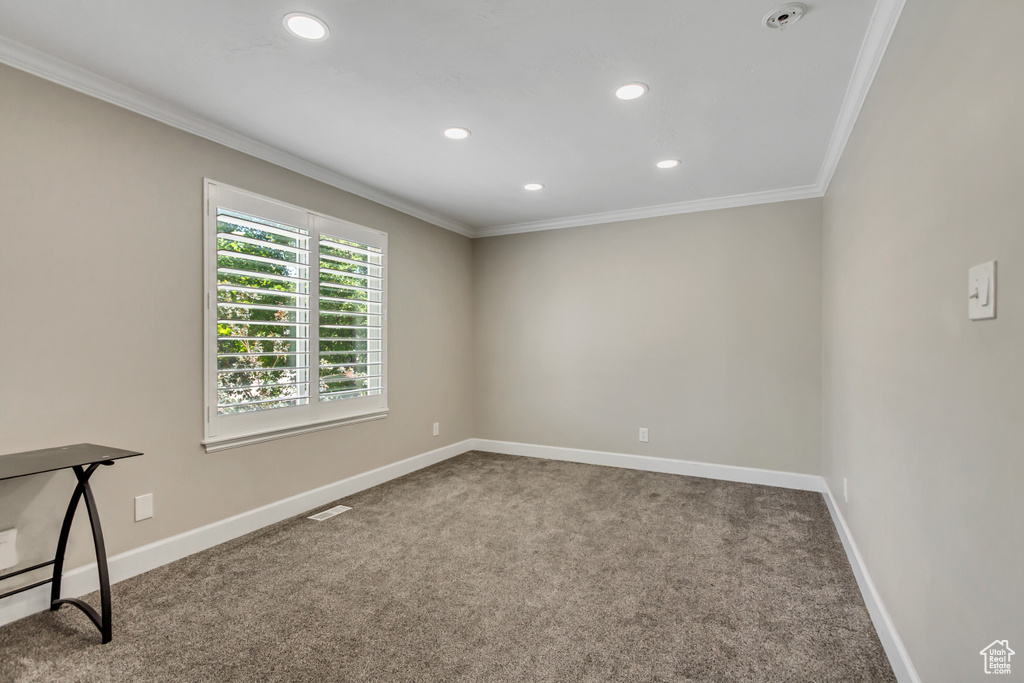 6063 S KAMAS DR Taylorsville, UT 84129
