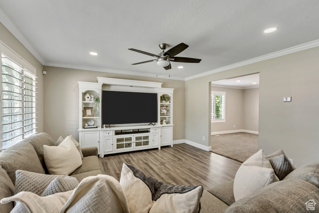 6063 S KAMAS DR Taylorsville, UT 84129
