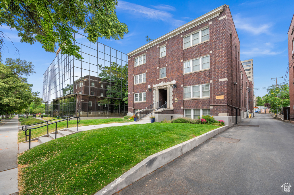 555 E 100 S #303 Salt Lake City, UT 84102